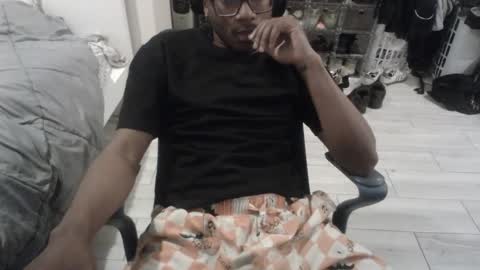 bquen400 online show from September 13, 4:23 am