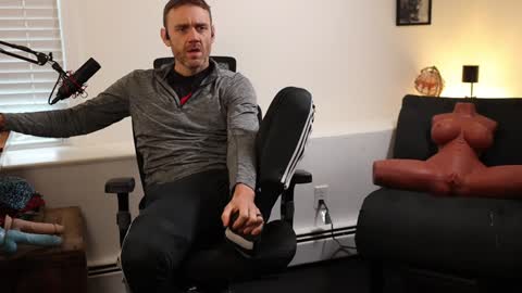 BradBronton online show from December 20, 6:56 pm