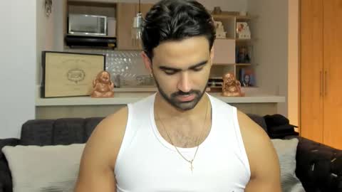 bradleymartin7 online show from November 13, 10:41 pm