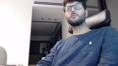 Snapshot of brads91 chatting on December 20, 11:47 pm brads online show from December 20, 11:47 pm