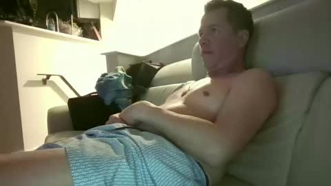 Snapshot of brafred1 chatting on February 15, 9:41 am brafred1 online show from February 15, 9:41 am