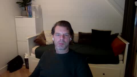 Bram online show from December 11, 7:20 am