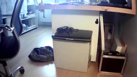 Snapshot of bram27370 chatting on October 8, 8:01 am bram27370 online show from October 8, 8:01 am