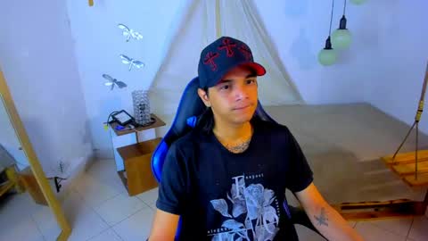 B R A N D online show from April 15, 2:18 am