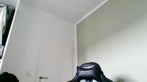 Snapshot of brandinator__cb chatting on September 17, 8:38 am brandinator__cb online show from September 17, 8:38 am