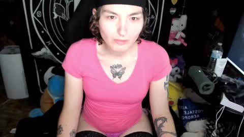 Snapshot of brandiwrld999 chatting on December 3, 6:49 pm BrandiWRLD999 online show from December 3, 6:49 pm