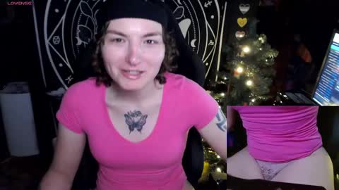 Snapshot of brandiwrld999 chatting on December 23, 9:18 pm BrandiWRLD999 online show from December 23, 9:18 pm