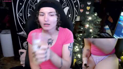 Snapshot of brandiwrld999 chatting on December 27, 7:03 pm BrandiWRLD999 online show from December 27, 7:03 pm