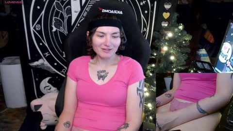 Snapshot of brandiwrld999 chatting on December 30, 9:19 pm BrandiWRLD999 online show from December 30, 9:19 pm