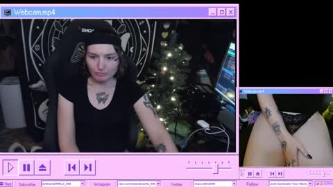 Snapshot of brandiwrld999 chatting on January 11, 1:59 am BrandiWRLD999 online show from January 11, 1:59 am