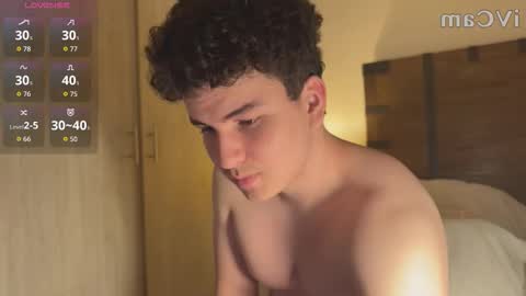 Snapshot of brandon_naud chatting on October 26, 3:45 am Brandon online show from October 26, 3:45 am