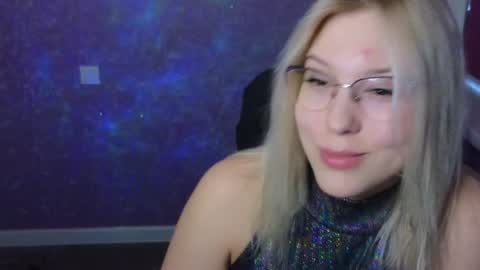 Snapshot of brandy__stars chatting on January 7, 3:57 am Belle online show from January 7, 3:57 am