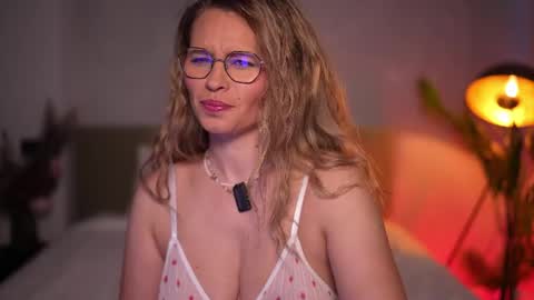 Alex online show from May 18, 3:57 am