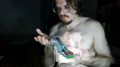 Snapshot of braveleowell chatting on September 28, 3:17 pm braveleowell online show from September 28, 3:17 pm