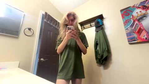 bray19509 online show from February 5, 6:34 pm