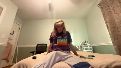 bray19509 online show from February 28, 10:33 pm