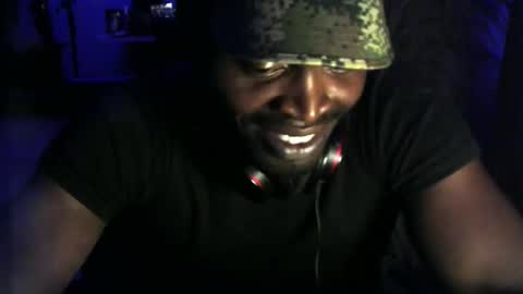 Snapshot of brayan1111x chatting on March 10, 5:12 am brayan1111x online show from March 10, 5:12 am