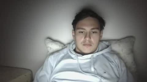 brazilboy2026 online show from November 27, 8:33 pm