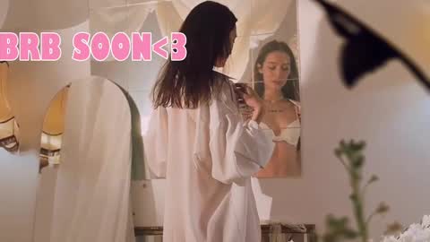 Snapshot of breeding_material chatting on February 11, 6:22 pm Ashley Dolce and Lou online show from February 11, 6:22 pm