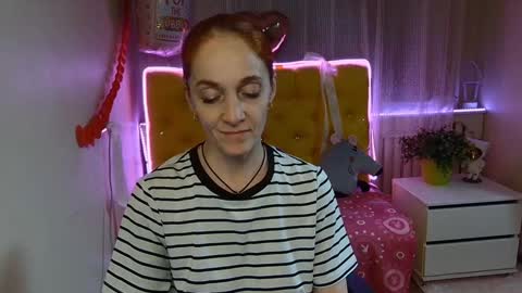 Snapshot of breeterner chatting on February 21, 3:56 am breeterner online show from February 21, 3:56 am