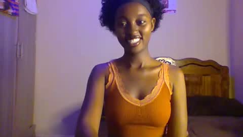 breelia online show from November 11, 2:22 am