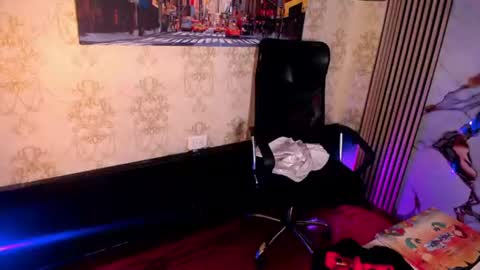 Brenda online show from July 28, 7:39 pm