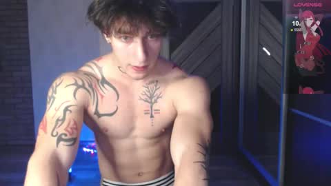 brendan__piks online show from November 25, 8:03 am