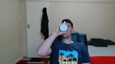 ask me lol online show from November 20, 3:18 am