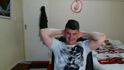 ask me lol online show from February 13, 4:30 am