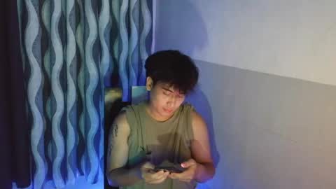Snapshot of brentoyken chatting on May 2, 5:29 pm kerv online show from May 2, 5:29 pm