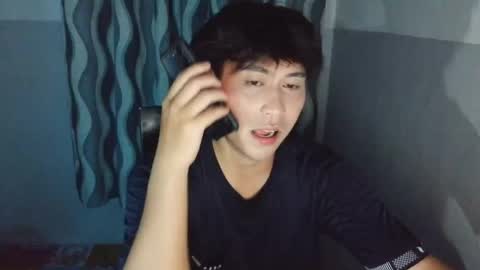 Snapshot of brentoyken chatting on May 18, 2:56 pm kerv online show from May 18, 2:56 pm