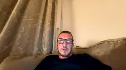 brettbigdee online show from May 16, 12:40 am