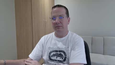 Brett online show from November 30, 2:32 pm