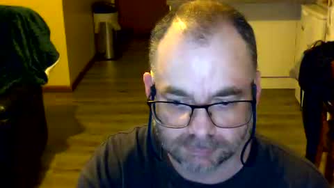 bretth44 online show from June 16, 6:27 am