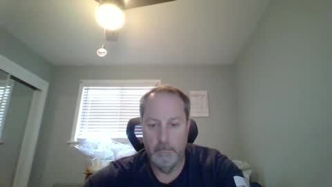 hey online show from April 4, 2:58 pm