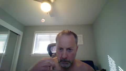 hey online show from April 23, 9:50 pm