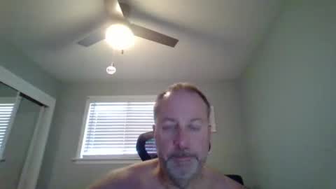 hey online show from May 3, 1:39 pm