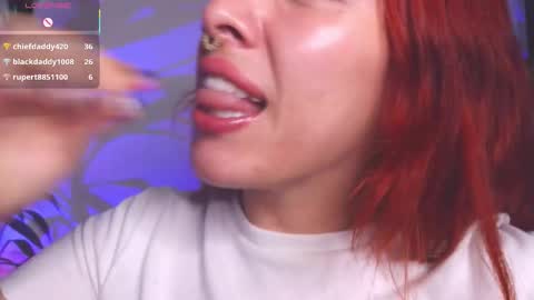 Snapshot of bri_von_dhara_ chatting on February 2, 9:24 pm Bri online show from February 2, 9:24 pm