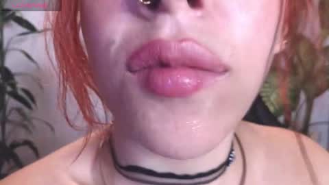 Snapshot of bri_von_dhara_ chatting on February 8, 10:24 pm Bri online show from February 8, 10:24 pm