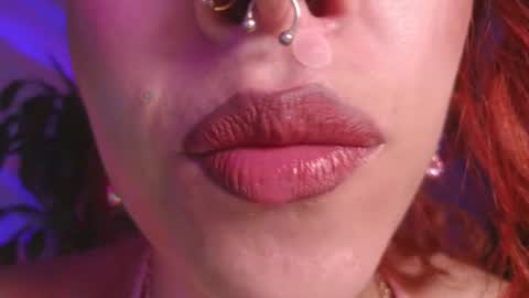 Snapshot of bri_von_dhara_ chatting on February 19, 11:56 pm Bri online show from February 19, 11:56 pm