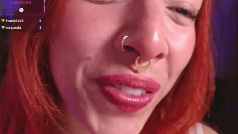 Snapshot of bri_von_dhara_ chatting on March 3, 2:07 am Bri online show from March 3, 2:07 am