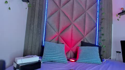 B R I A  online show from April 11, 7:45 am