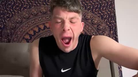 Snapshot of briahcscott chatting on January 13, 10:31 am briahcscott online show from January 13, 10:31 am