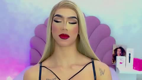 BRIANA online show from March 5, 3:24 am