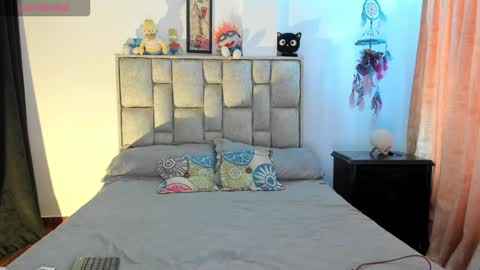     online show from November 13, 6:29 pm