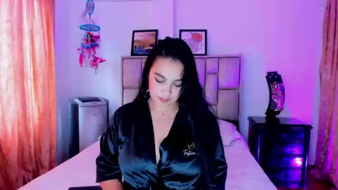     online show from August 4, 6:10 pm