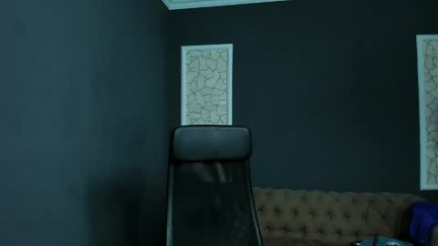 Brian online show from April 9, 5:18 am