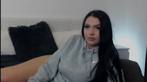 briannabk online show from March 1, 3:58 pm