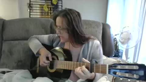 Snapshot of briannablack77 chatting on December 25, 5:05 pm Brianna Black online show from December 25, 5:05 pm