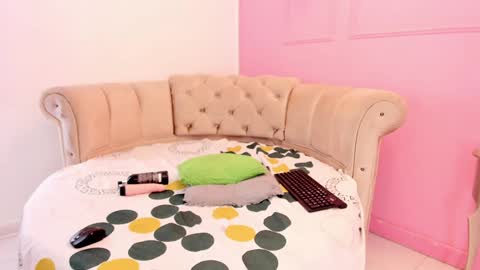 Brianna  online show from December 17, 3:17 pm